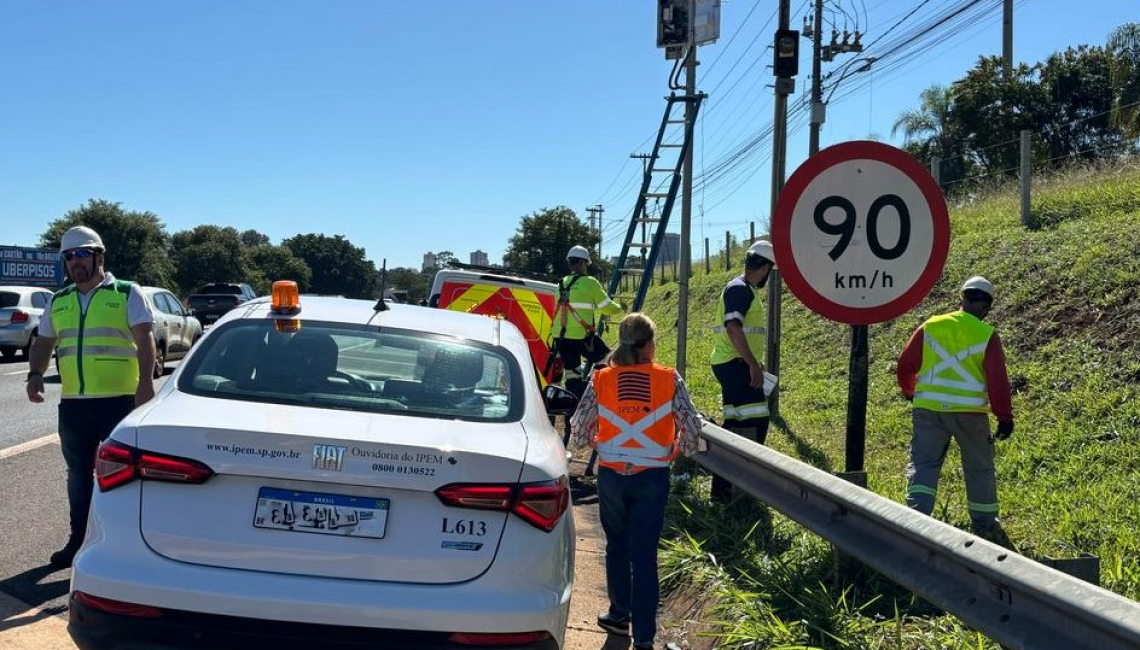 Em Ribeirão Preto, Ipem-SP verifica radar na rodovia SP 328